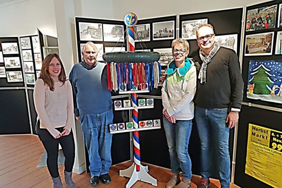 Melanie Baudach, Arne Arp, Hanna Baudach und Jens Kavasc.