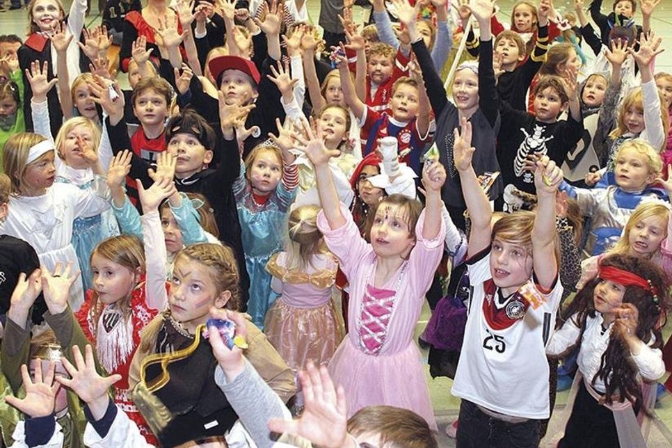 Alaaf und Helau beim NTSV: Am Sonntag, dem 3. März, findet wieder der beliebte Kinderkarneval in der Niendorfer Sporthalle statt. (Foto: Archiv)