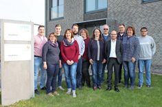 Beratungsstellenleiter Jörg Bohner mit seinem Team.