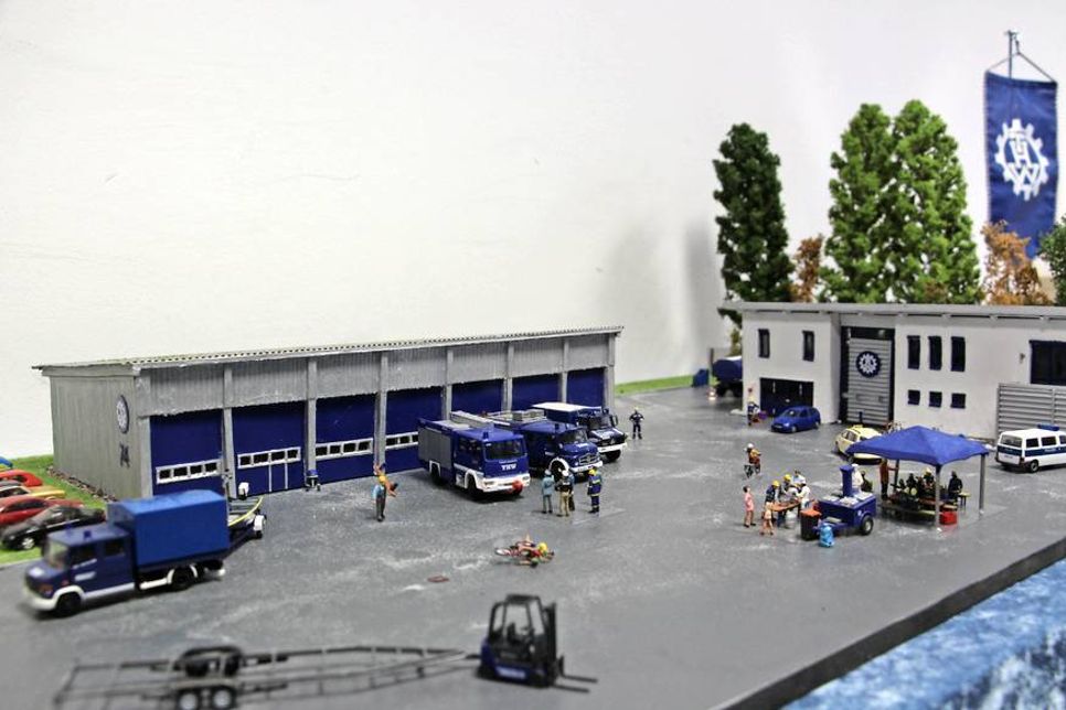 Kleiner Maßstab, große Wirkung: die Unterkunft am Holm im Modell, gebaut von der THW-Modellbaugruppe.
