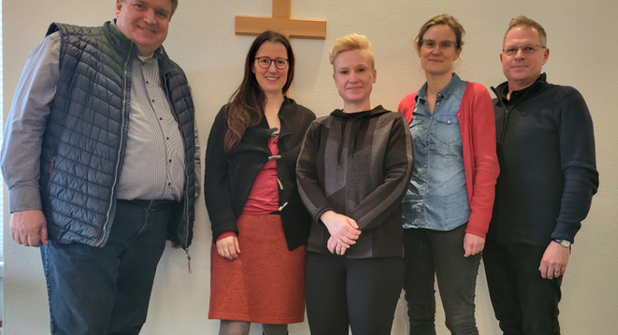 v.l.: Propst Süssenbach, Pastorin Platzhoff, Pastorin Beno, Pastorin Axt, Pastor im Probedienst Klentze