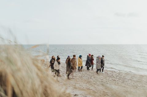 Frische Meeresluft gibt es beim Strandspaziergang. (Foto: www.luebecker-bucht-ostsee.de)