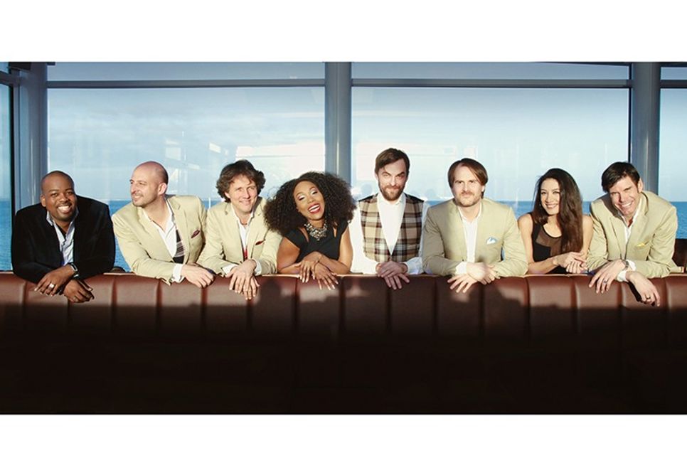 Am Samstag ab 20 Uhr spielen Max & Friends mit fünf Musikern und den Sängern Nonhle Beryl und Darryll B. Smith in der Musikmuschel im Bad Schwartauer Kurpark.