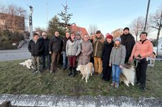 Alle Beteiligten hatten viel Spaß beim Baumschmücken.