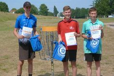 Luca Seßler (3.), Jannick Ahlvers (1.) und Luca Kienel (2.) (v. lks.).