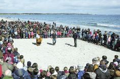 Ein großer Spaß für alle Kids: Die Ostereiersuche mit „Gumda“ am Scharbeutzer Strand.