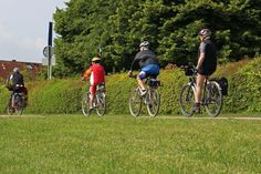 Den Teilnehmenden der Stadtradel-Tour wird empfohlen einen Fahrradhelm zu tragen.