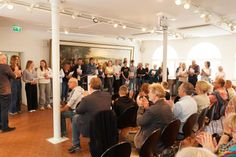 Applaus und Dank ernteten die Beteiligten der Ausstellung und des Buchprojektes.