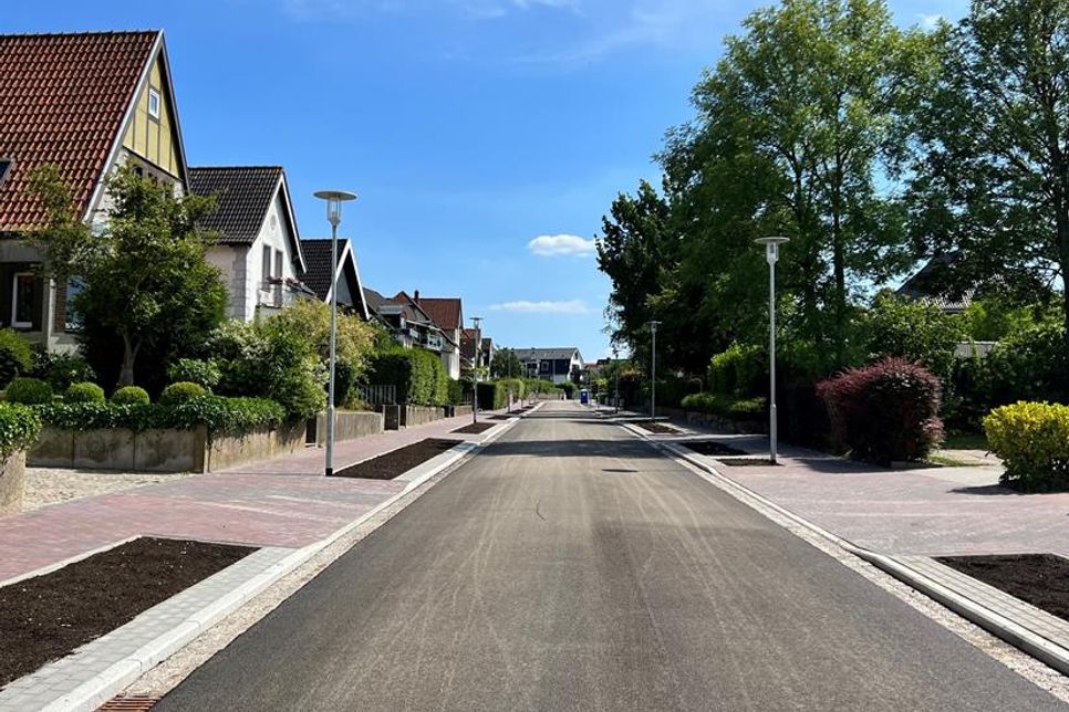 Neustadt ist eine der Kommunen in Schleswig-Holstein, in denen die Anlieger anteilig die Kosten für die Straßensanierung tragen müssen.