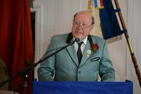 Friedrich-Karl Kasten hielt die Vaterländische Rede.