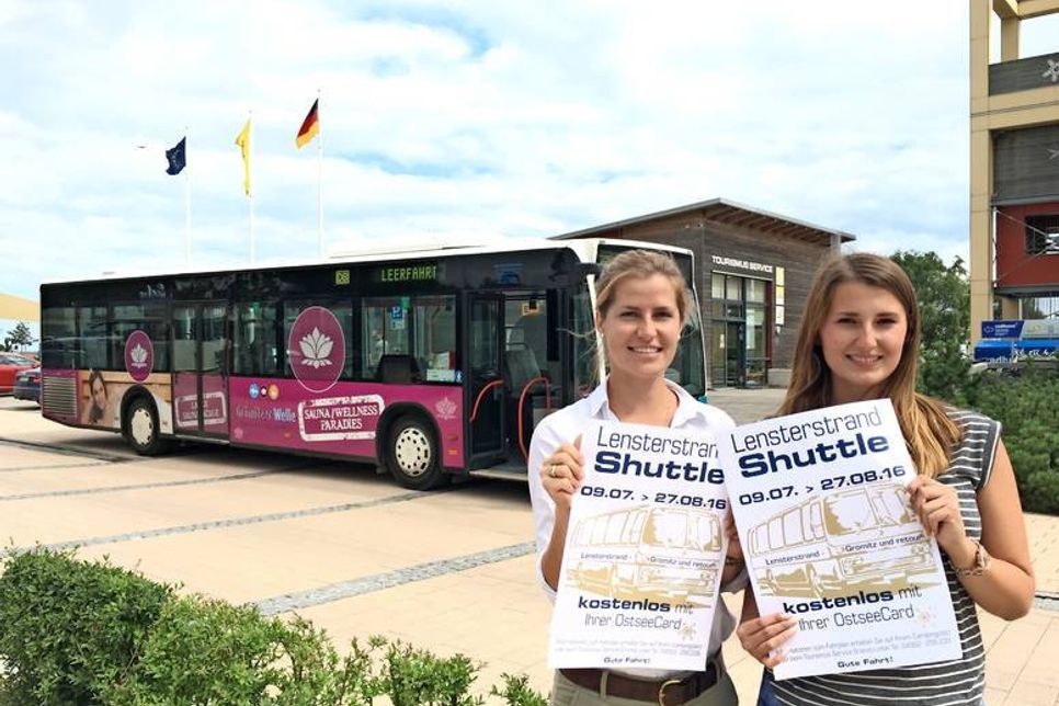 Besitzer einer OstseeCard fahren kostenlos mit dem Lensterstrand Shuttle.