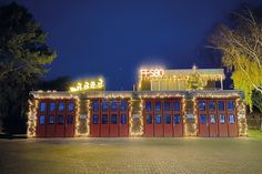 Die Freiwillige Feuerwehr Scharbeutz schmückt jedes Jahr zum Start der Adventszeit ihr Feuerwehrgerätehaus.