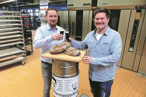 Jan Thaysen (lks.) und Detlef Scheel haben aus ihren beiden Backstuben eine gemacht.