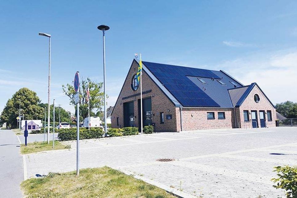 Am neuen Feuerwehrgerätehaus wird am Samstag das Sommerfest der Freiwilligen Feuerwehr Hemmelsdorf gefeiert.