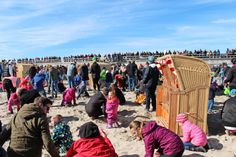 BU: Große Ostereiersuche bei der Erlebnis-Seebrücke