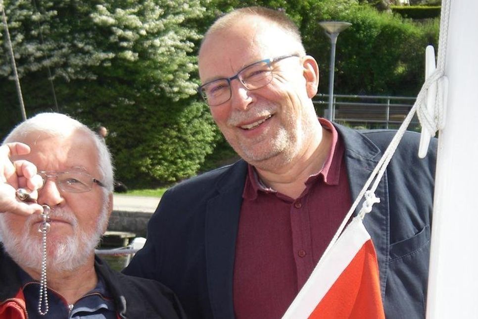 Peter Schumacher und 2. Vorsitzender Dr. Axel Huffziger (v. lks.).