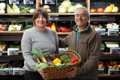 Vor 45 Jahren haben Kirsten und Georg Fischer ihr Geschäft eröffnet. Nun freuen sie sich auf die Zukunft am neuen Standort.