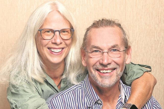 Marina Bülow und Uwe Claes informieren über eine Betreuung durch „Pflege 24 Nord“.