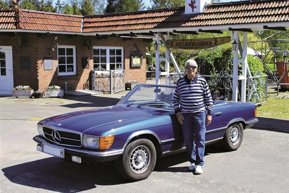 Reiner Bohl aus Laboe mit seinem Mercedes 280 SL, Cabrio – 1978 –, 185 PS.
