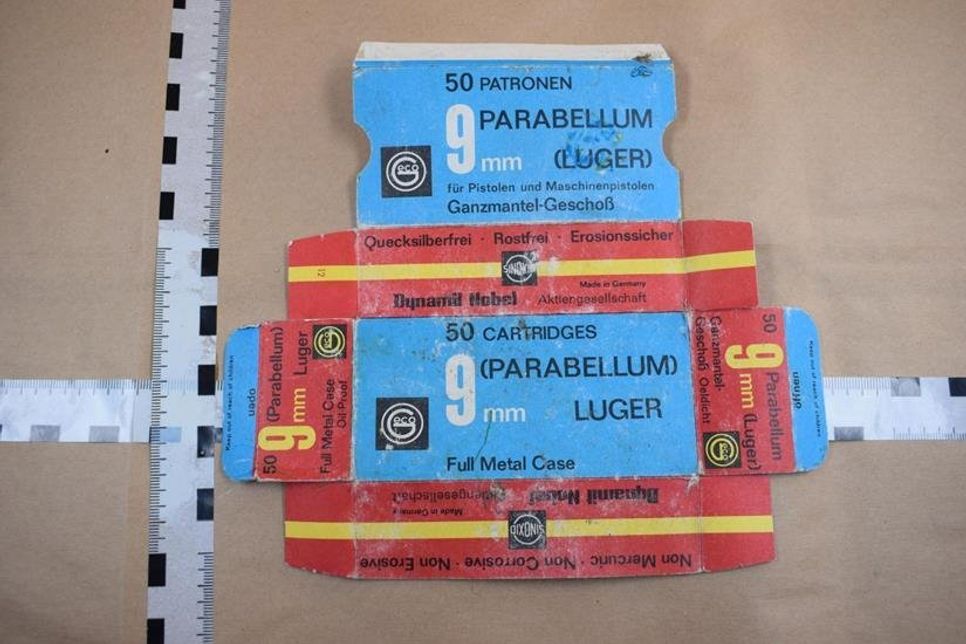Patronen-Umverpackung.