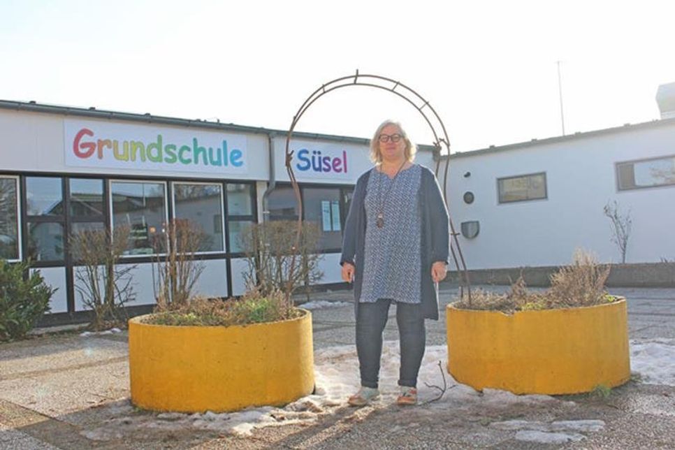 Nach langer Suche hat die Grundschule Süsel eine neue Schulleiterin gefunden: Der Schulleiterwahlausschuss stimmte mit „überwältigender Mehrheit“ für Elke Witte. Die 53jährige freut sich über die Wahl und tritt die Stelle zum neuen Schuljahr an.