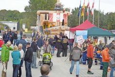 Zahlreiche Neugierige und viele Aktive von fern und nah zog es am Tag der offenen Tür auf das neue Gelände der FTZ in Preetz