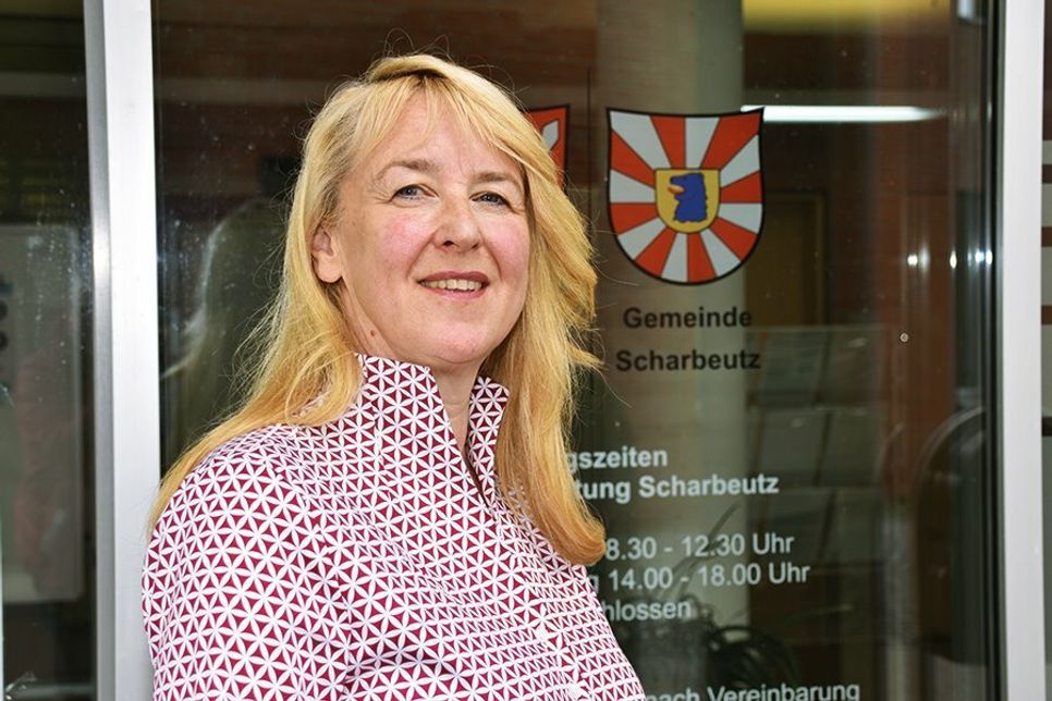 Die pensionierte Justizbeamtin Renate Sonntag ist zur neuen Bürgervorsteherin der Gemeinde Scharbeutz gewählt worden.
