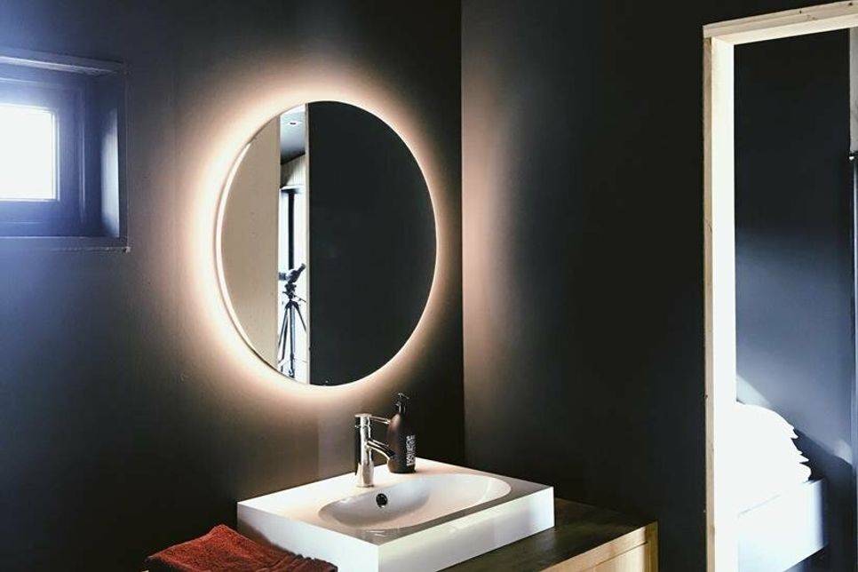 Auch im Bad kommt es auf das richtige Licht an.