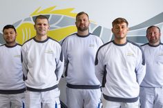 Das Team von Malermeister Alex Hansmann wächst weiter: Muhammad Shafi Turkamani, Alex Hansmann, Philipp Semrau, Jan-Niklas Berdien und Sascha Dagis (v. lks.) bieten Handwerk, wie es die Kundinnen und Kunden erwarten.