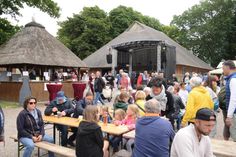 Reges Treiben auf dem Paasch-Eyler-Platz.