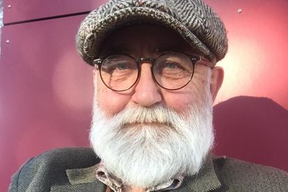 Der Künstler und Schriftsteller Dr. Jürgen Henrich.