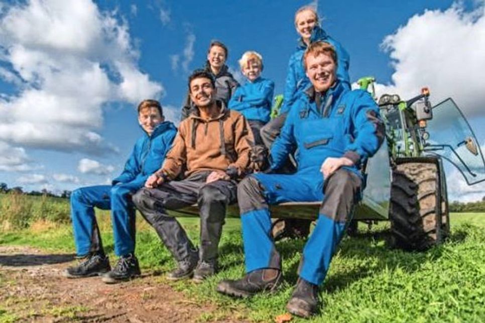 „Ich bin ein Ostholsteiner“ - Fotoshooting für Dassy workwear in Kooperation mit der Landjugend Neustadt und Umgebung. Foto: Heinzmann.