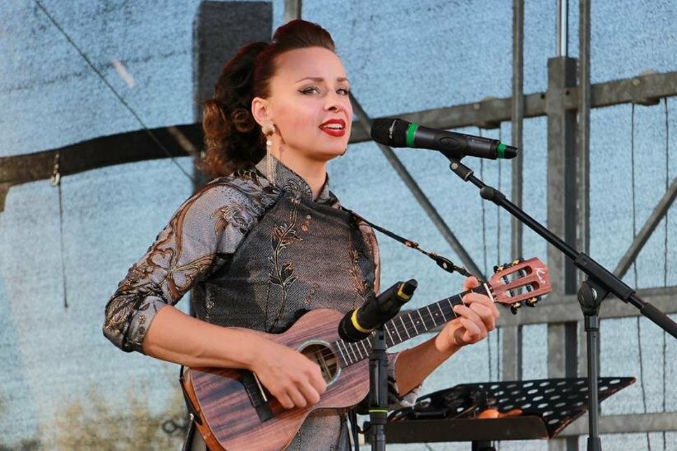 Auch die Sängerin Jasmin Shaudeen vom Duo Hazelwood sorgte für Gänsehautfeeling.