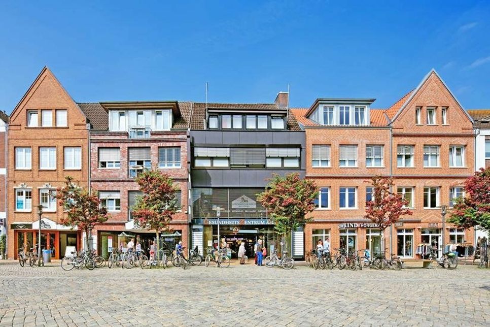 Aus der Löwen-Apotheke wurde das Gesundheitszentrum am Löwen, das heute am Markt 9-12 beheimatet ist.