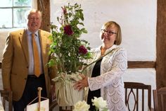 Past-Präsidentin Vera Litzka und der neue Präsident Friedrich-Karl Kasten.