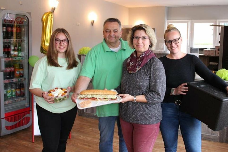 Das Croque‘o‘Dil-Team (auf dem Foto ein Teil des Teams) freut sich auf die Gäste, die noch bis Ende Oktober jeden Croque zum Probierpreis testen können.