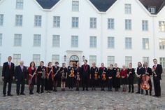 Das Symphonische Orchester Plön wurde 2005 gegründet und pflegt seitdem eine rege Aufführungspraxis.