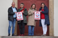 Nehmen am Protesttag der Apotheken teil (v. lks.): Dr. Ralf Stolley (Seestern Apotheke), Sigrid Hering (Markt-Apotheke), Kamila Andresen (Baltic Apotheke) und Ann-Christin Strehmel (Alte Stadt-Apotheke).