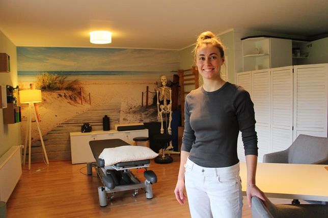 Lara Netek in ihrer Praxis in der Mühlenstraße 15.