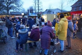 Drei Tage lockte der Weihnachtsmarkt mit Kunsthandwerk, Musik und Leckereien.