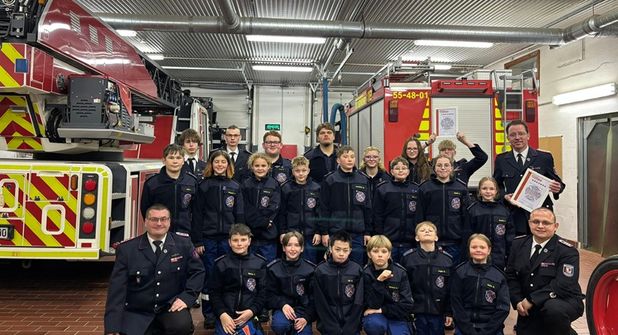 Mit wachsender Mitgliederzahl, vielen Aktivitäten und starkem Teamgeist blickt die Jugendfeuerwehr optimistisch in die Zukunft.