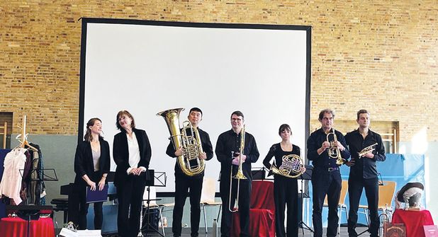 Ein tolles Konzerterlebnis für die Kinder: „Der kleine Amadeus“ rockt die Grundschule Ratekau