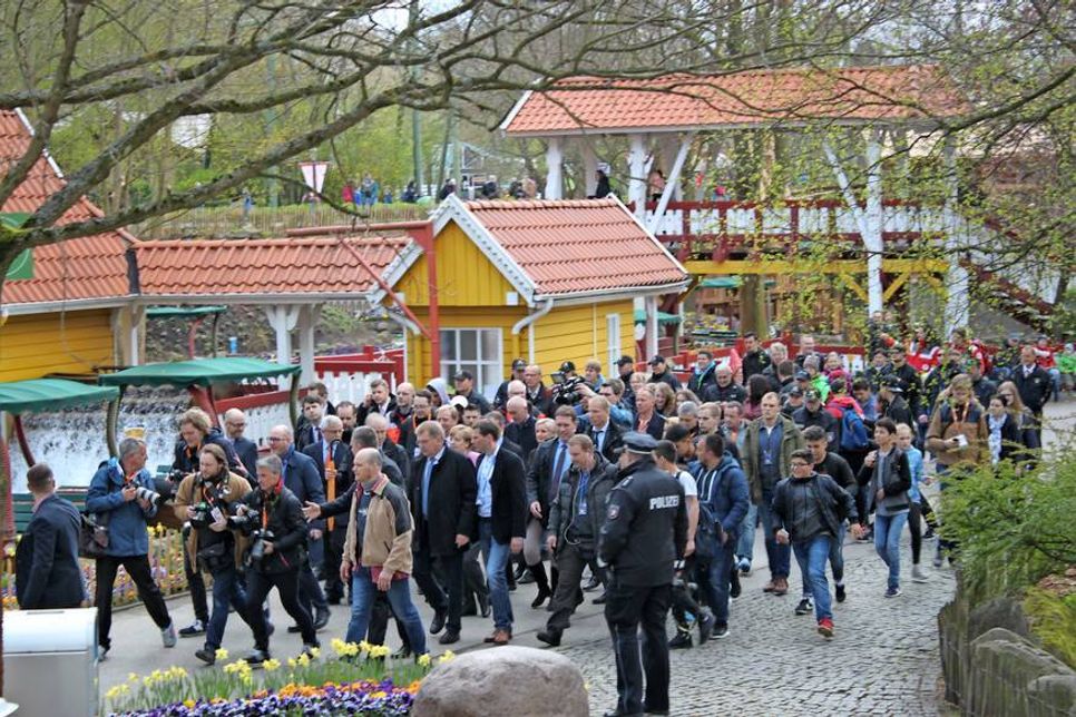 Der Auftritt der Bundeskanzlerin löste ein riesiges Medieninteresse aus.