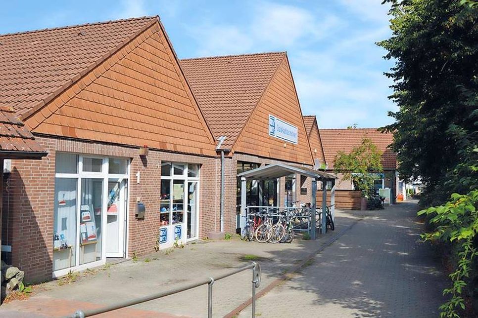 Die jetzigen Gebäude in der Hauptstraße 1 weichen zugunsten eines neues Gebäudekomplexes, das voraussichtlich ein lokaler ansässiger Investor errichten wird. Foto: Archiv