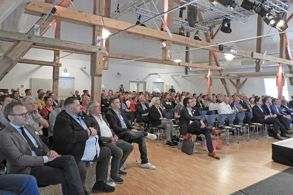 200 Teilnehmende standen für das Interesse, Zukunft zu gestalten.
