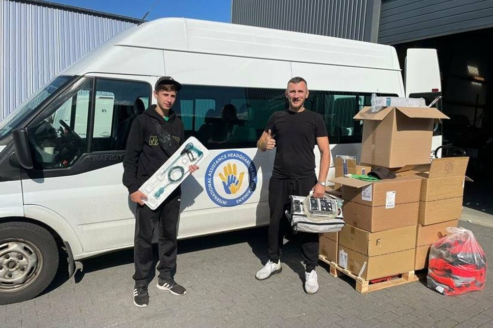 Der Hilfstransport ist auf dem Weg in die ukrainische Hauptstadt.