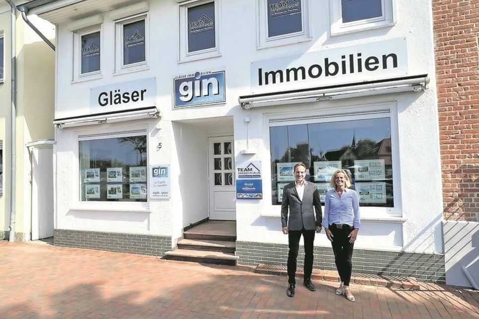 Inhaber Christian Ilgautz und seine Mitarbeiterin Andrea Reifenberg setzen auf marktgerechte Objektbewertung sowie kompetente und persönliche Beratung.