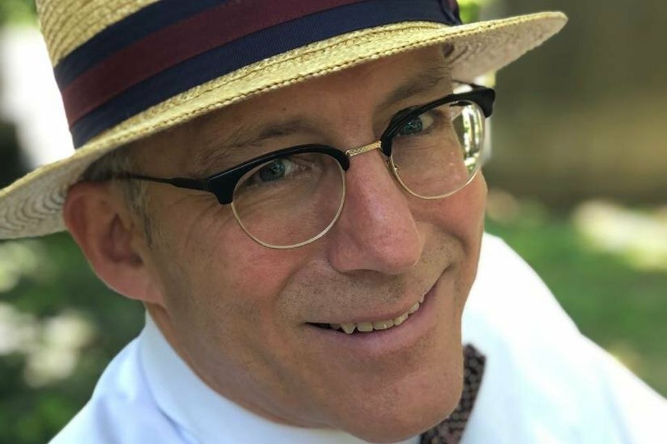 Der Bestseller-Autor Ewald Arenz ist am 7. September zu Gast bei „Buchstabe am Markt“.