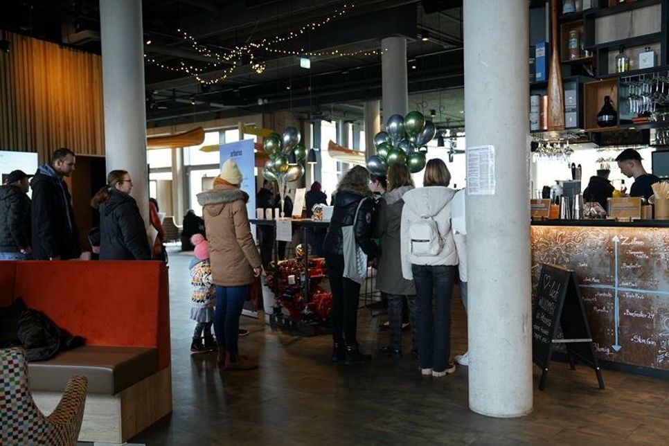 Am Infostand im Eingang wurden alle Fragen rund um das Thema Jobs im arborea beantwortet.