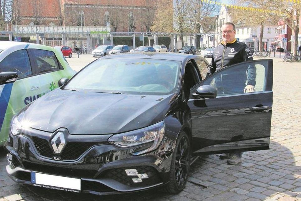 „Wir zeigen uns für und vor Neustadt“, bekräftigt Andreas Junge vom Autohaus Egler. Sehen Sie den Renault Kadjar im Video.